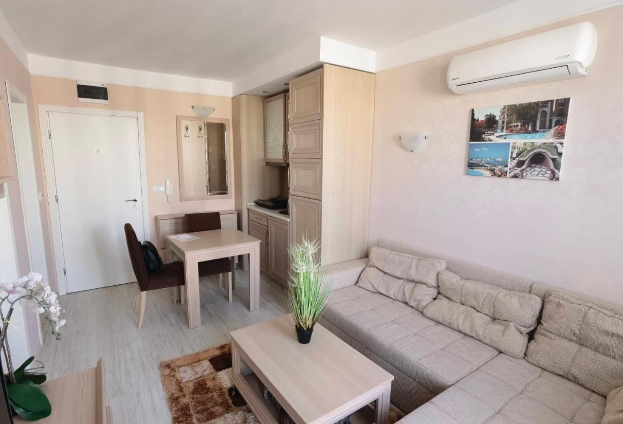 Harmony Suitеs Apartment サニービーチ エクステリア 写真